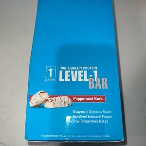 1st Phorm level 1 bars peppermint bark flavor